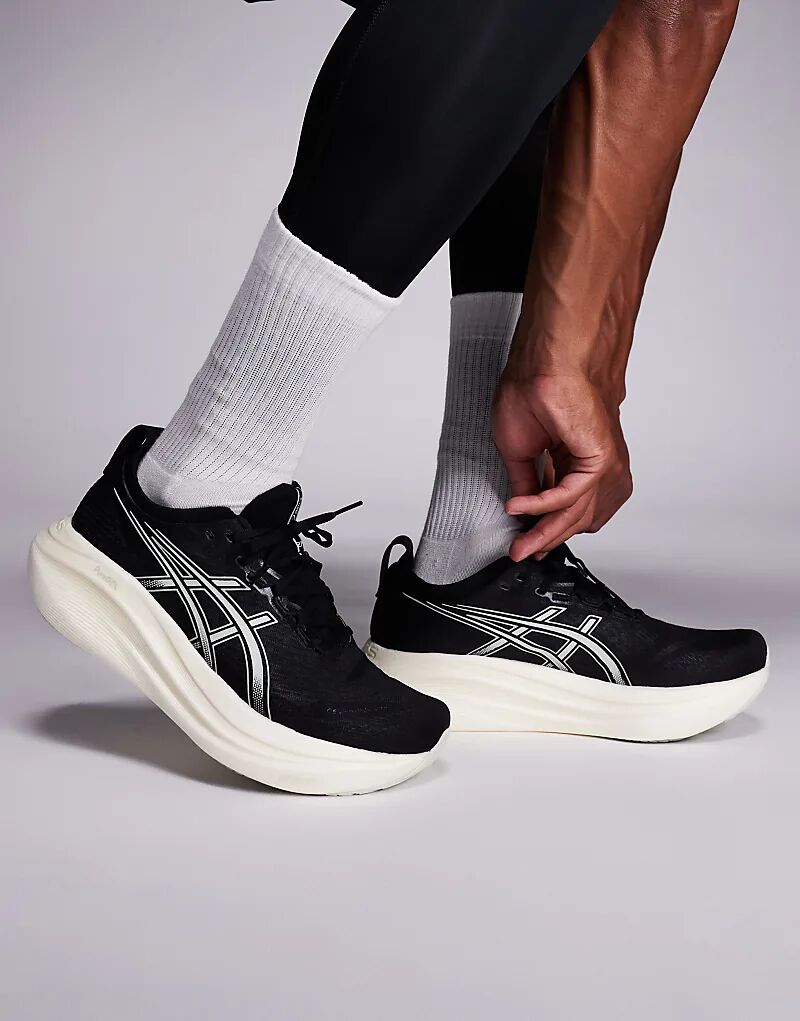 Кроссовки для бега Asics Gel-Nimbus 27 в черно-белом цвете
Кроссовки для бега Asics Gel-Nimbus 27 в черно-белом цвете