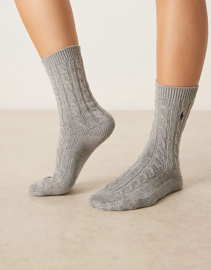 Носки Polo Ralph Lauren с косичной вязкой серого цвета
Носки Polo Ralph Lauren с косичной вязкой серого цвета