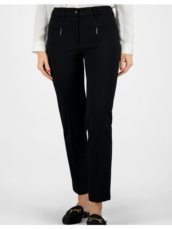 Gardeur Брюки ZENE51 черного цвета
Gardeur Брюки ZENE51 черного цвета