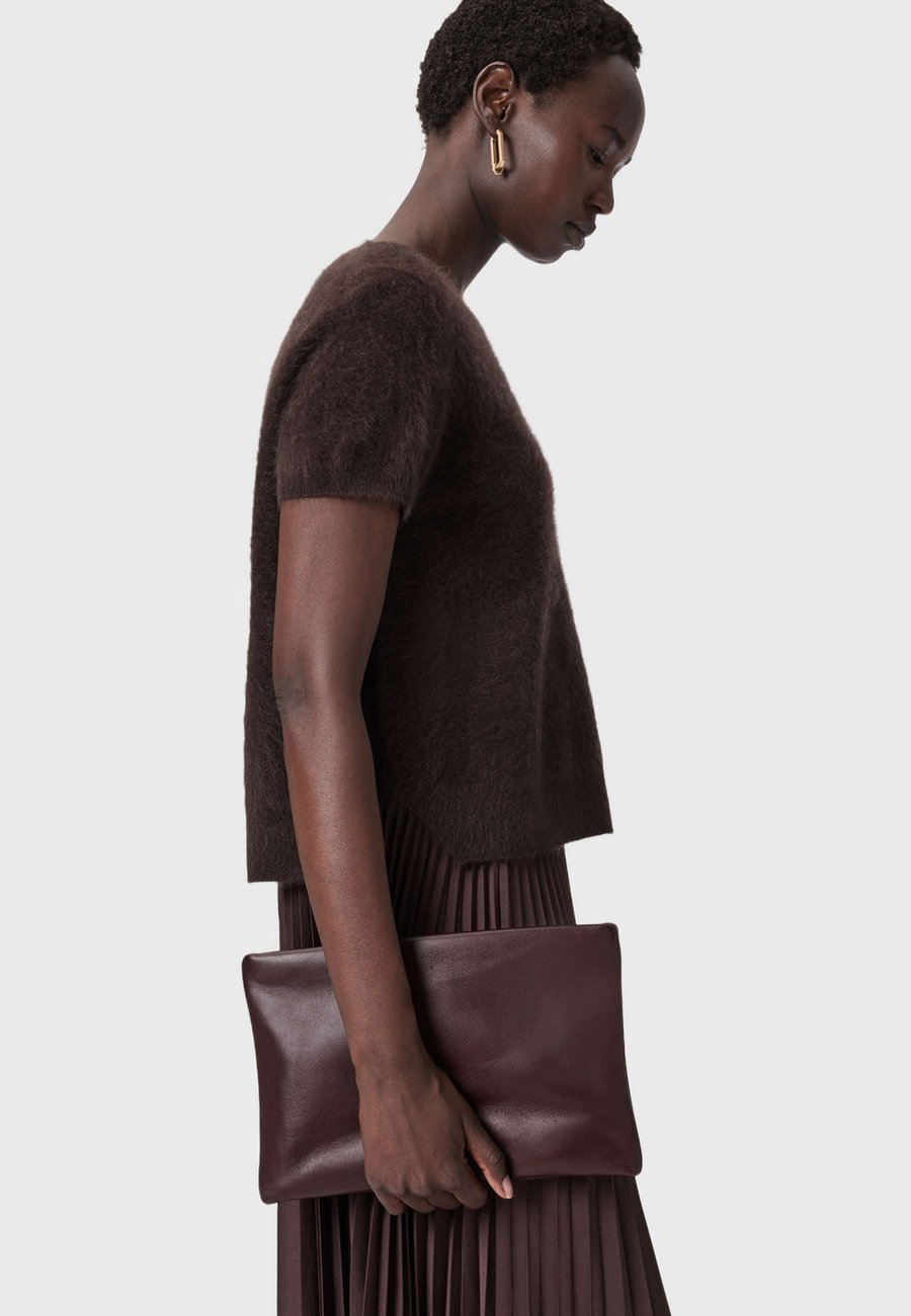 Клатч AllSaints BETTINA, Dark Red/Bordeaux
Клатч AllSaints BETTINA, Dark Red/Bordeaux