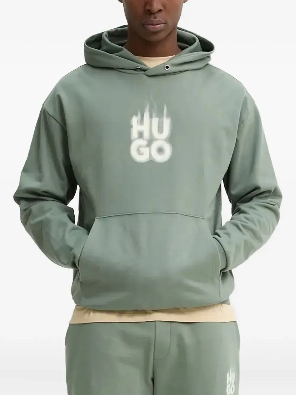 Толстовка с принтом пламени HUGO, зеленый
Толстовка с принтом пламени HUGO, зеленый