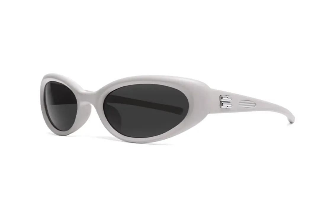 GENTLE MONSTER Кошачий глаз солнцезащитные очки Gelati G12, Gray
GENTLE MONSTER Кошачий глаз солнцезащитные очки Gelati G12, Gray