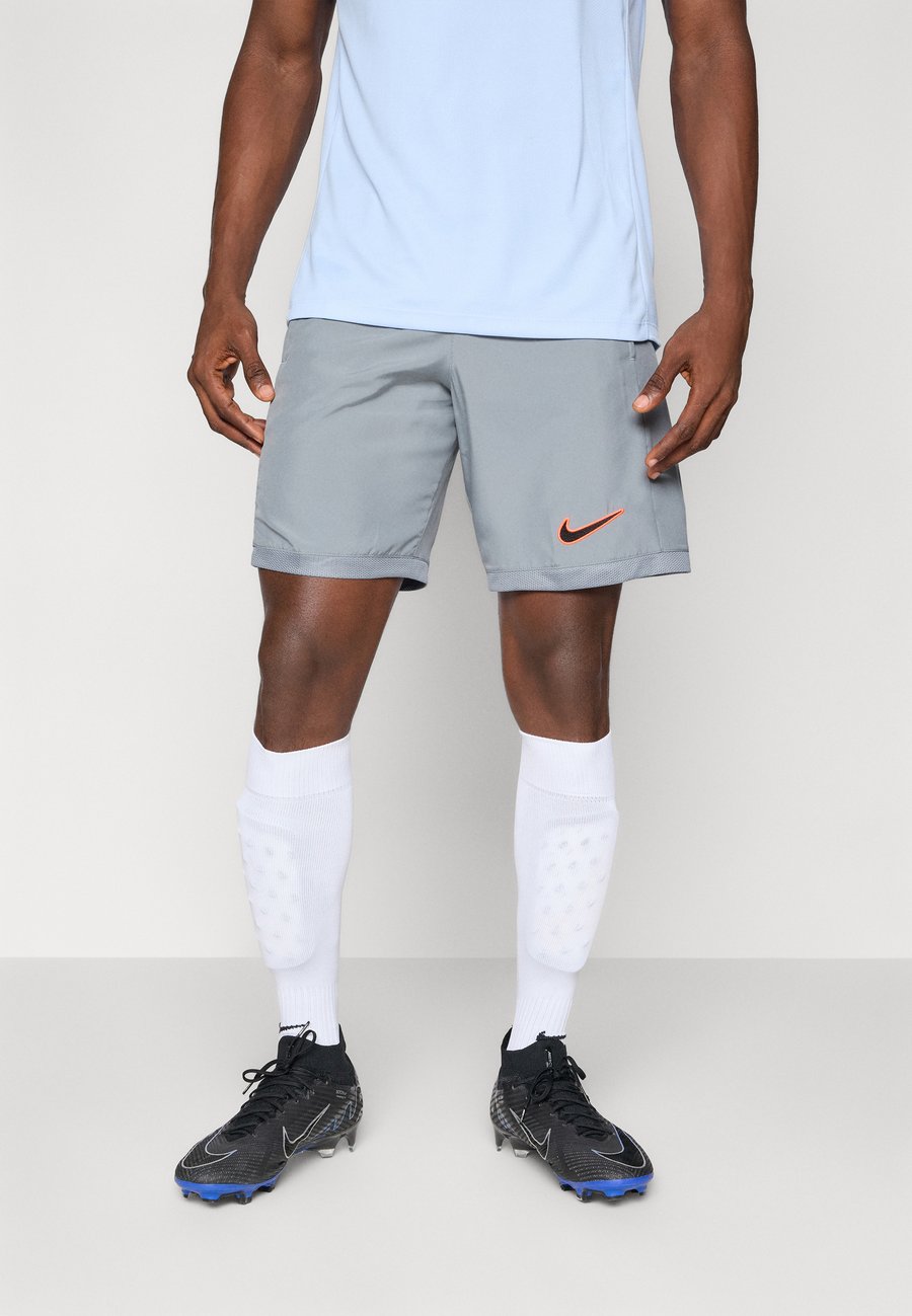 Спортивные шорты Nike Performance ACADEMY SHORT, Cool Grey/Black/Grey
Спортивные шорты Nike Performance ACADEMY SHORT, Cool Grey/Black/Grey