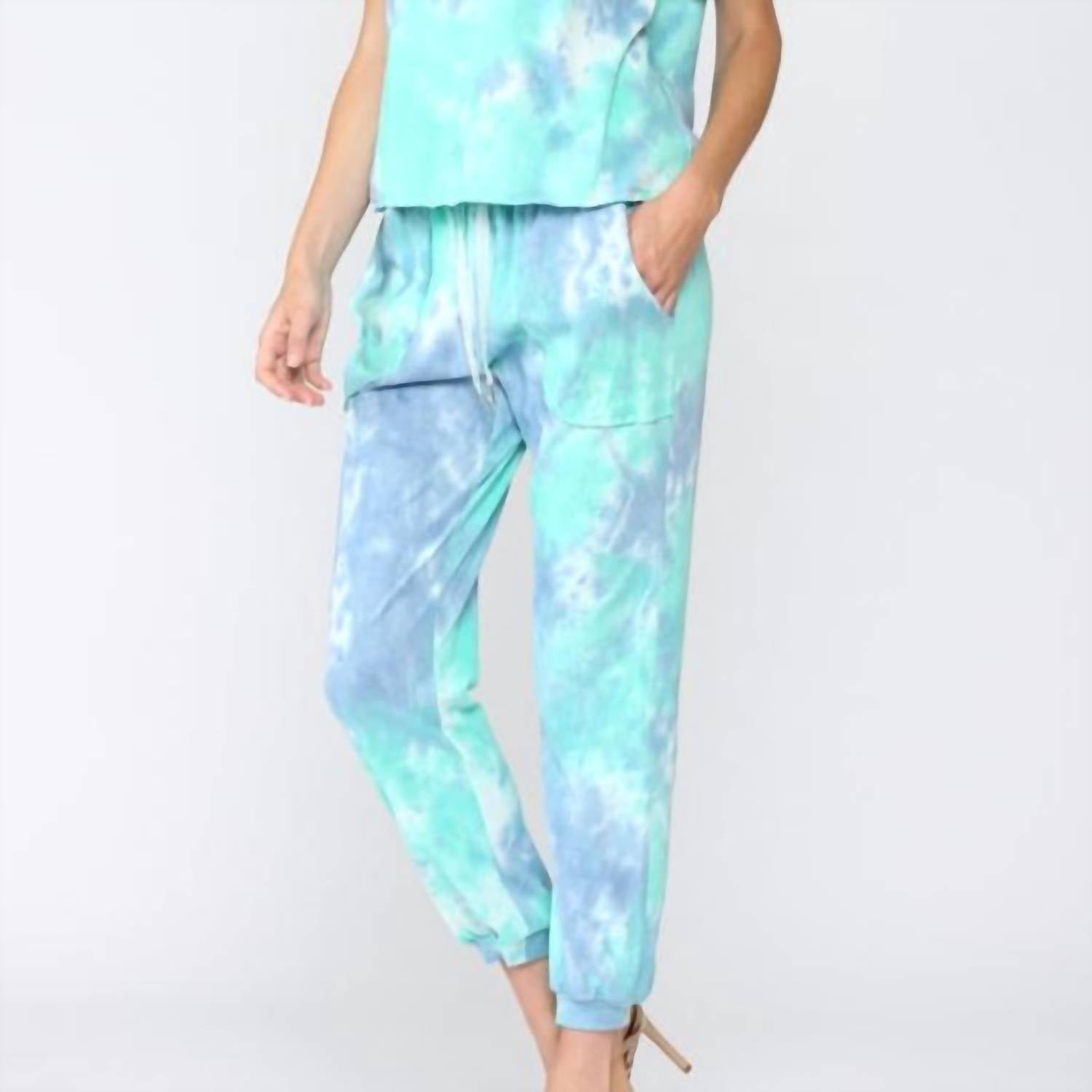 Ти-дай джоггеры в цвете морской волны FATE, Teal
Ти-дай джоггеры в цвете морской волны FATE, Teal