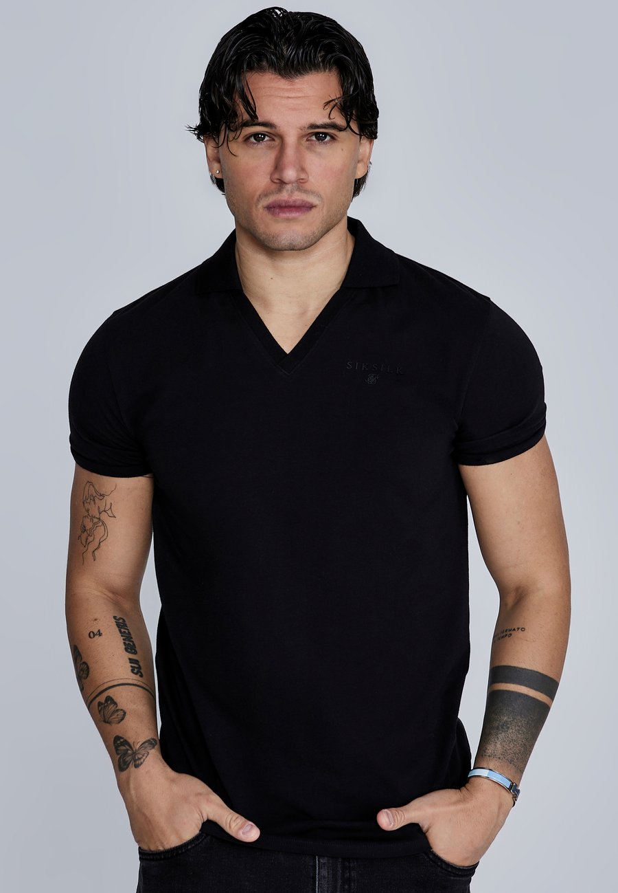 Поло SIKSILK V-NECK , Black, Черный, Поло SIKSILK V-NECK , Black
Поло SIKSILK V-NECK , Black, Черный, Поло SIKSILK V-NECK , Black