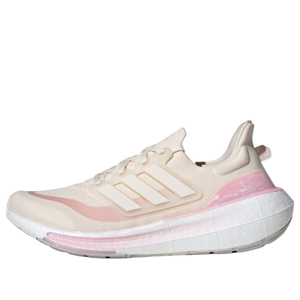 Кроссовки ультрабуст лайт Adidas, белый 
Кроссовки ультрабуст лайт Adidas, белый