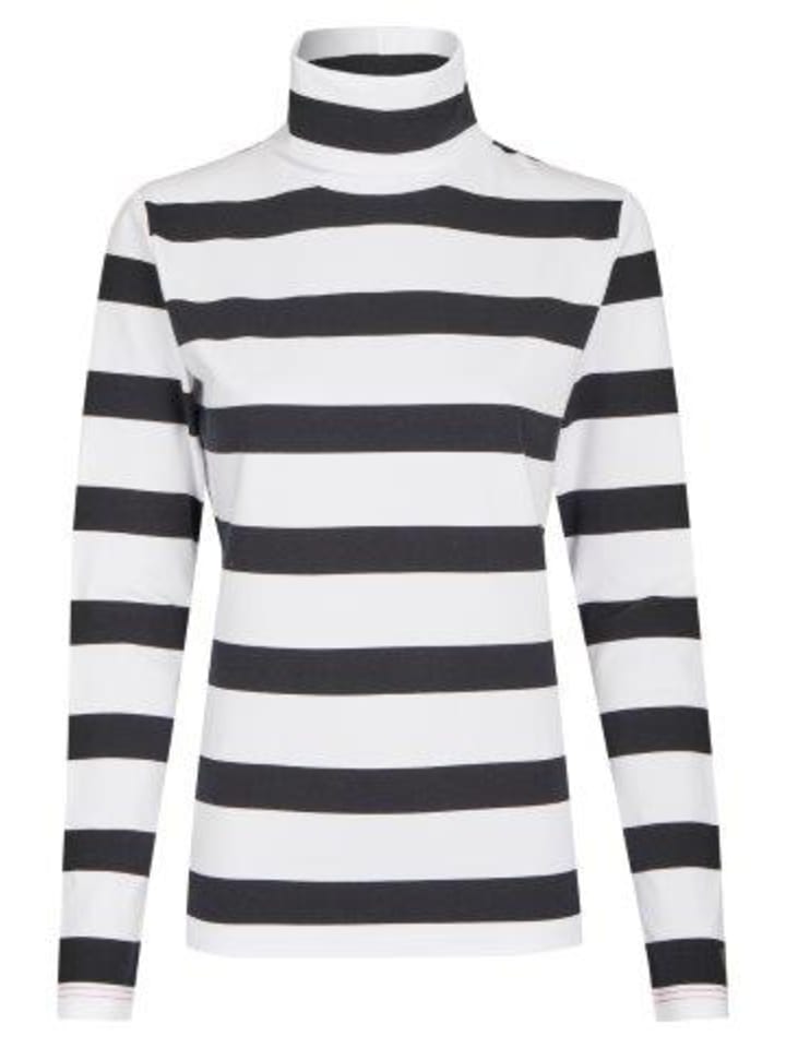 Salzhaut Свитер EDITHA черного цвета
Salzhaut Свитер EDITHA черного цвета