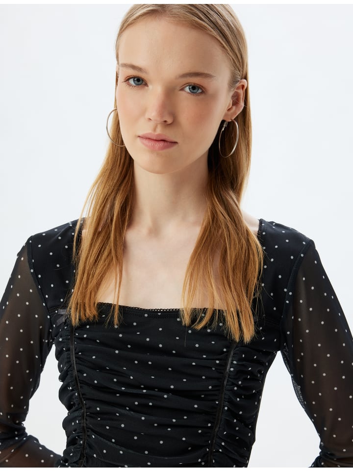 Футболка KOTON, цвет schwarz gemustert
Футболка KOTON, цвет schwarz gemustert