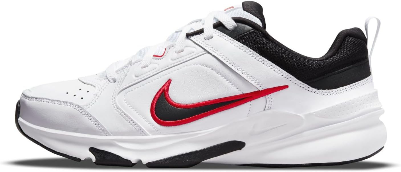 Мужские кроссовки NIKE, белый/черный/красный
Мужские кроссовки NIKE, белый/черный/красный