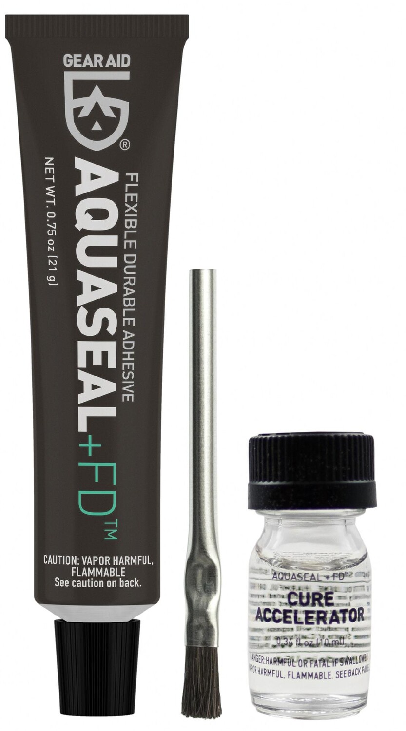 Aquaseal FD и ускоритель отверждения Gear Aid
Aquaseal FD и ускоритель отверждения Gear Aid
