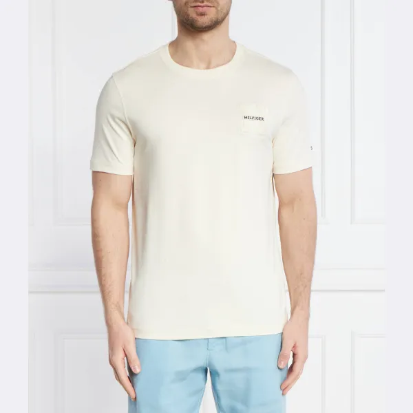 Футболка стандартного кроя с вышивкой букле и вышивкой Tommy Hilfiger, экрю
Футболка стандартного кроя с вышивкой букле и вышивкой Tommy Hilfiger, экрю