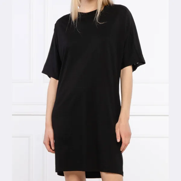 Платье Superdry, черный
Платье Superdry, черный