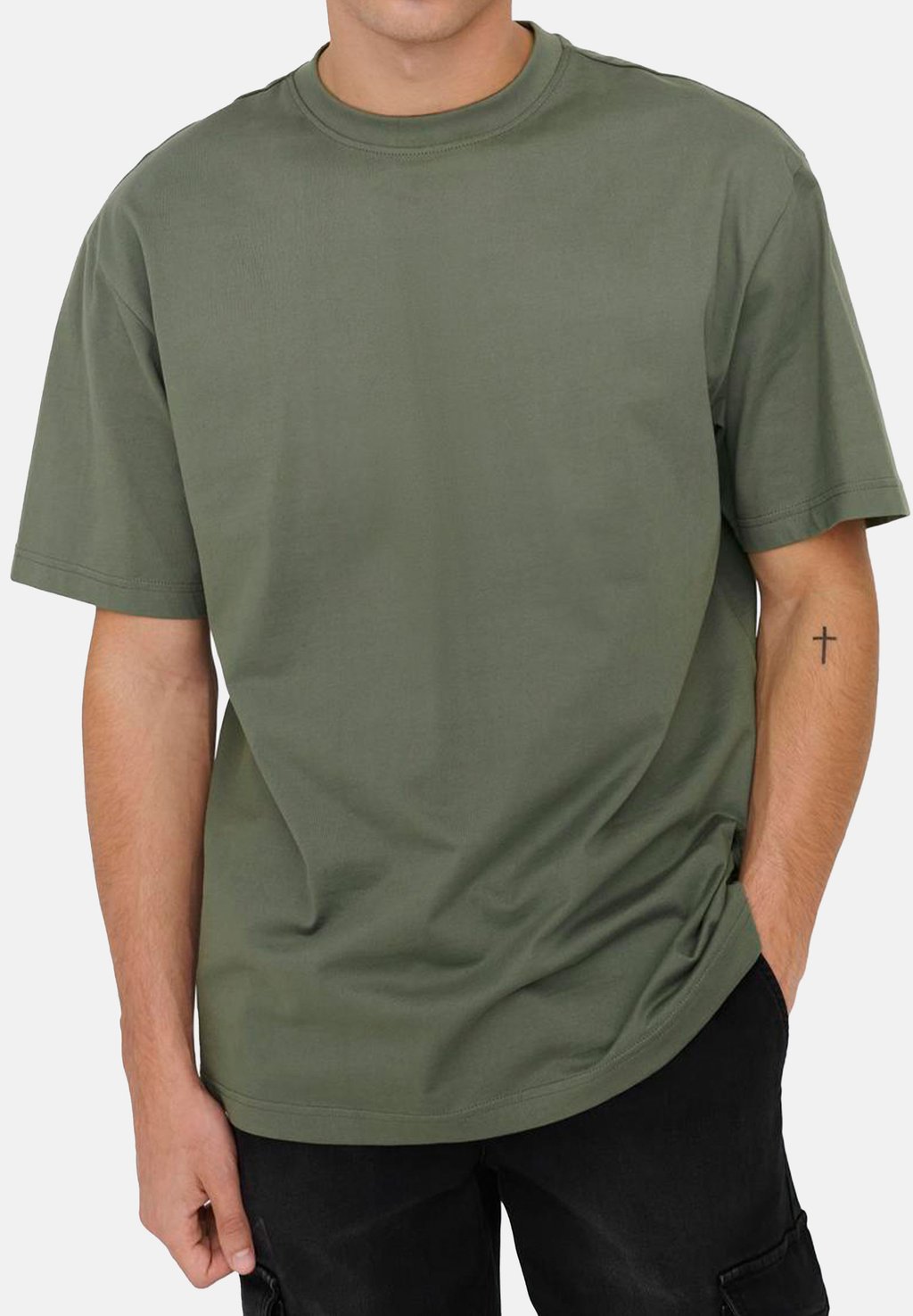 Базовая футболка 3ER PACK FRED Only & Sons, зеленый 
Базовая футболка 3ER PACK FRED Only & Sons, зеленый