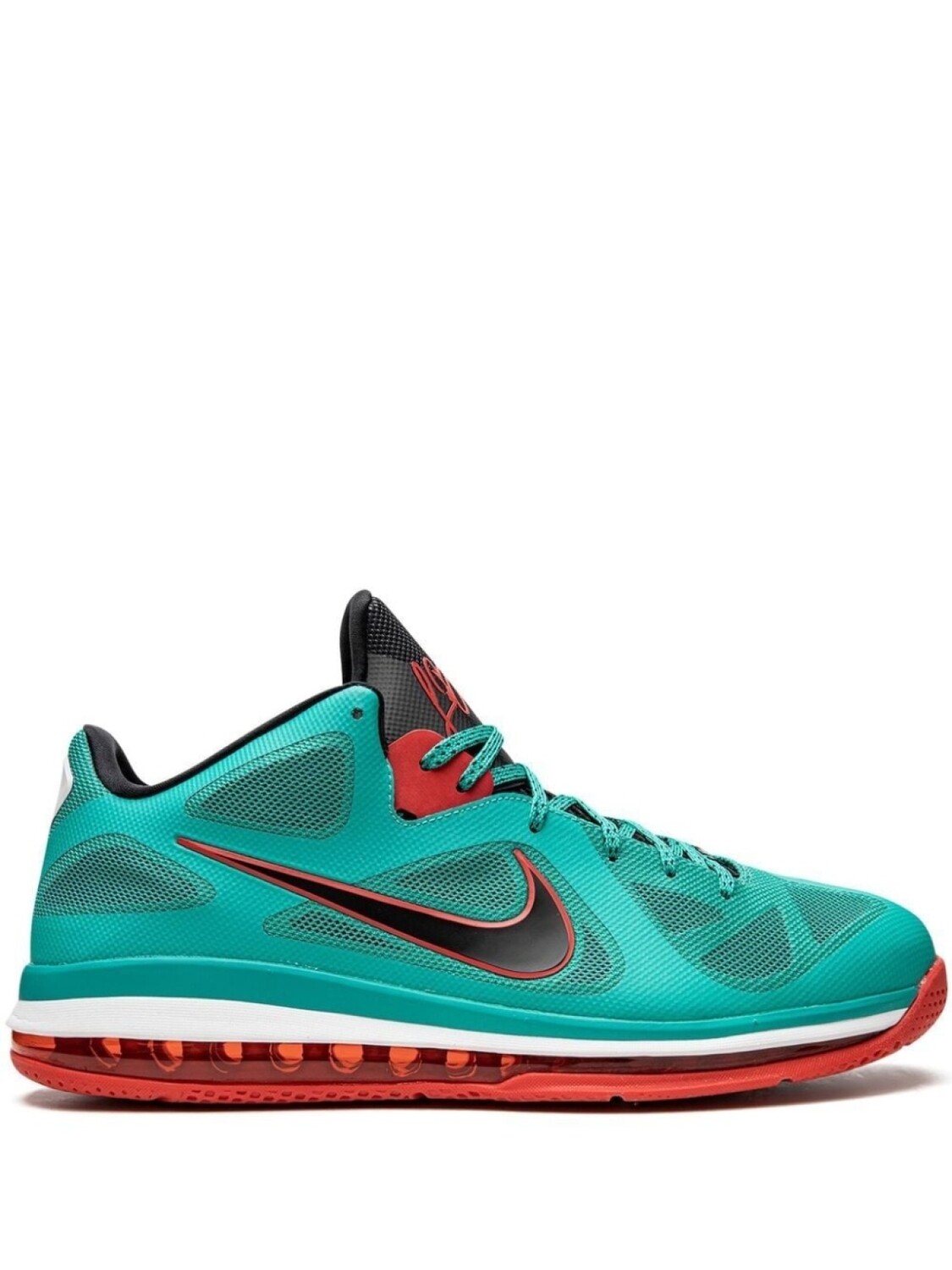 Кроссовки LeBron 9 Low Reverse Liverpool Nike, зеленый
Кроссовки LeBron 9 Low Reverse Liverpool Nike, зеленый