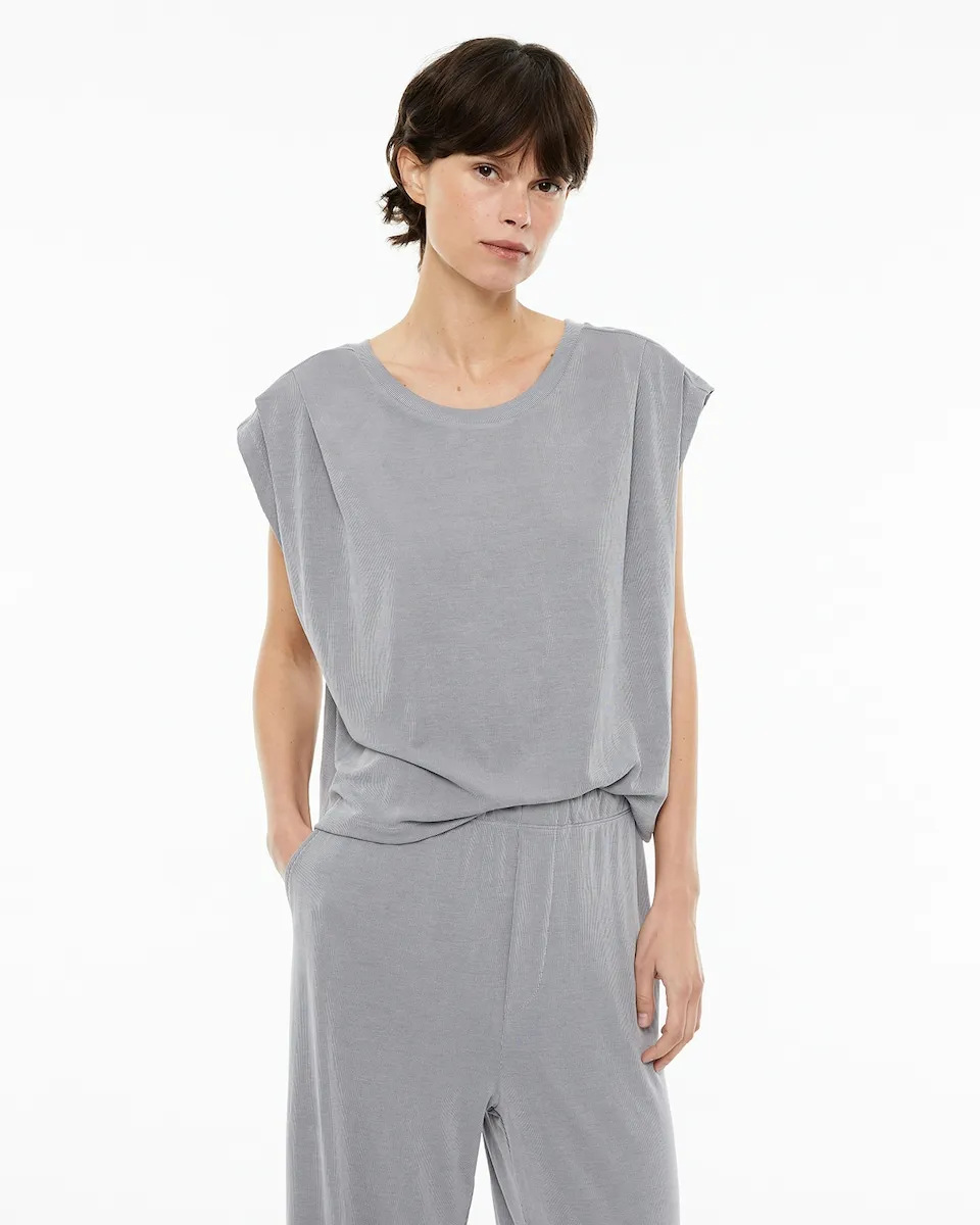 Женская футболка оверсайз со складками System Action, светло-серый
Женская футболка оверсайз со складками System Action, светло-серый