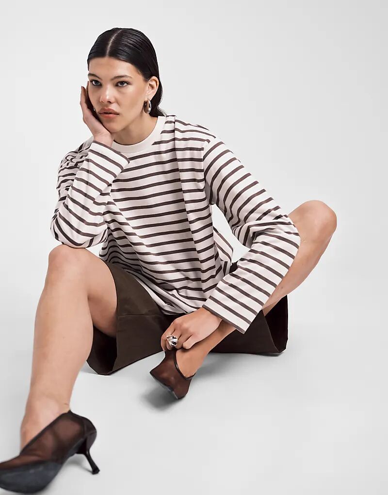 Лонгслив ASOS DESIGN с длинными рукавами и перекрученной спинкой в шоколадную полоску
Лонгслив ASOS DESIGN с длинными рукавами и перекрученной спинкой в шоколадную полоску