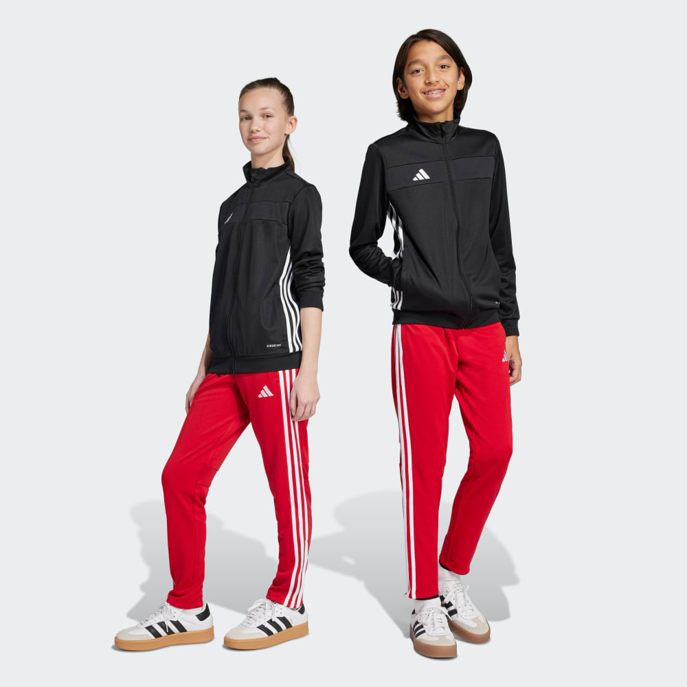 Спортивные брюки Adidas Tiro 25 Essentials Training Pants Kids, цвет Team Power Red 2/White
Спортивные брюки Adidas Tiro 25 Essentials Training Pants Kids, цвет Team Power Red 2/White