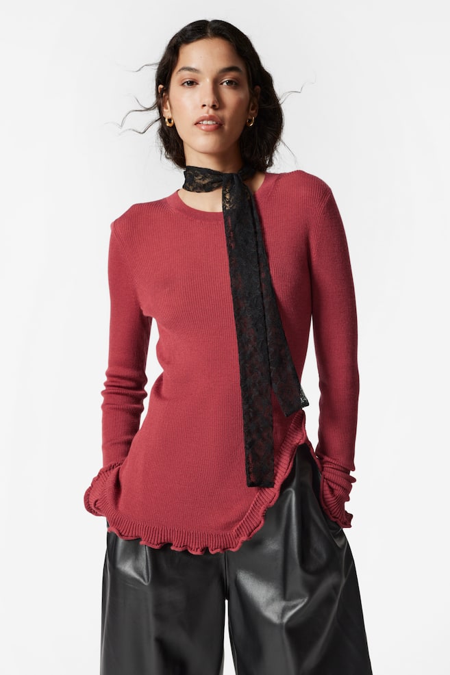 Топ с оборчатым разрезом & Other Stories, красный
Топ с оборчатым разрезом & Other Stories, красный