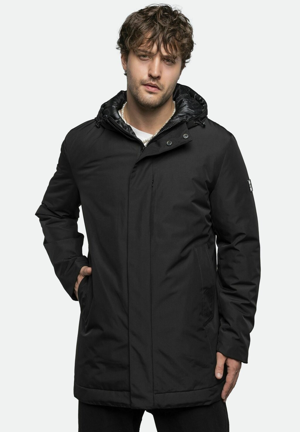 Зимнее пальто CARISMA, шварц
Зимнее пальто CARISMA, шварц