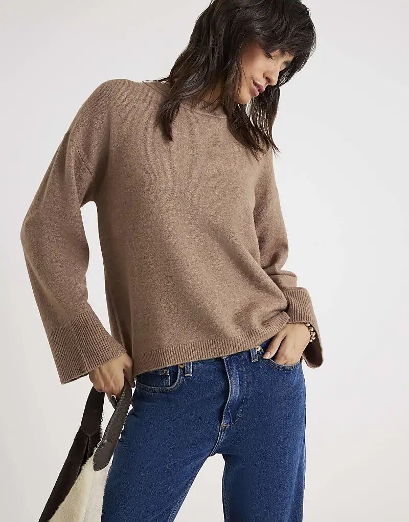 Вязаный джемпер River Island с круглым вырезом, коричневого цвета - светлый
Вязаный джемпер River Island с круглым вырезом, коричневого цвета - светлый