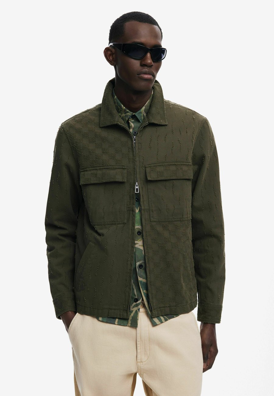 Куртка Desigual DOUBLE ZIPPER, Green
Куртка Desigual DOUBLE ZIPPER, Green