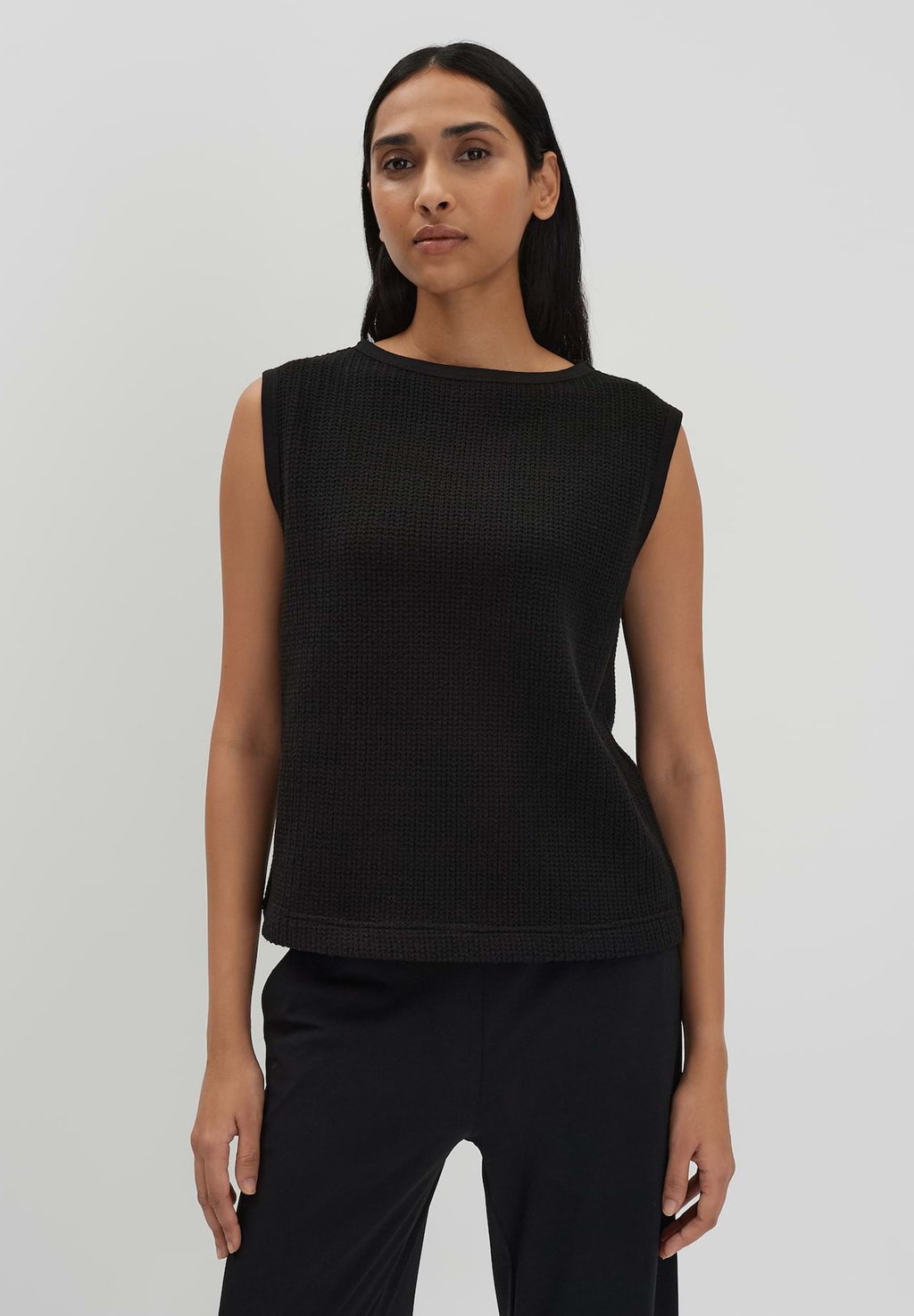 Топ SLIM FIT someday., черный
Топ SLIM FIT someday., черный