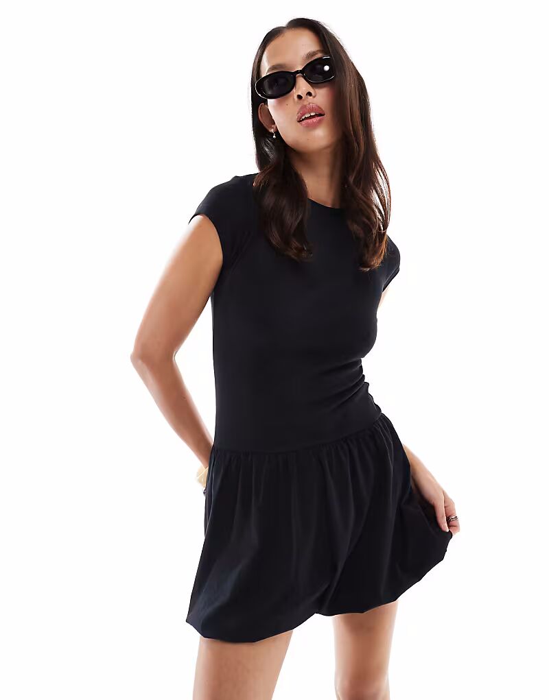 Мини-платье с короткими рукавами и подолом-фонариком ASOS DESIGN черного цвета
Мини-платье с короткими рукавами и подолом-фонариком ASOS DESIGN черного цвета