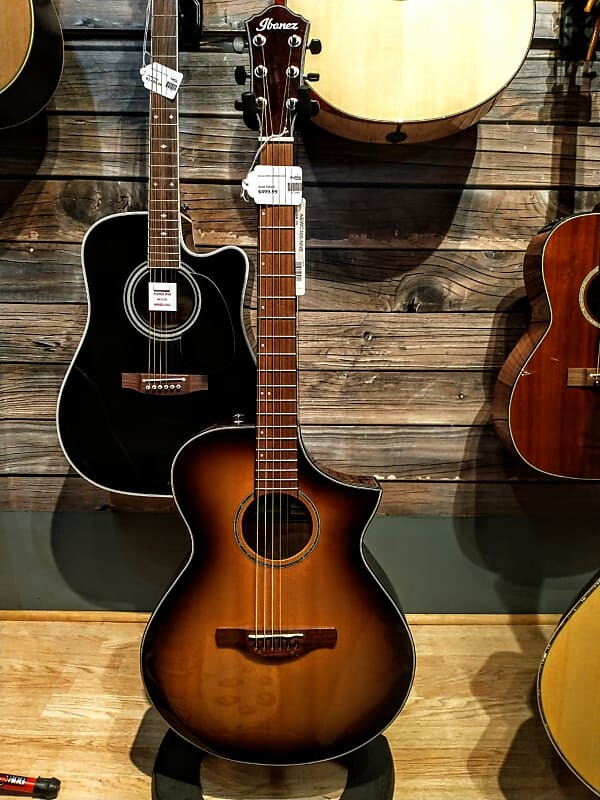 Ibanez AEWC300 Аудитория из ели / огненного клена AEWC300NNB Spruce / Flamed Maple Auditorium
Ibanez AEWC300 Аудитория из ели / огненного клена AEWC300NNB Spruce / Flamed Maple Auditorium