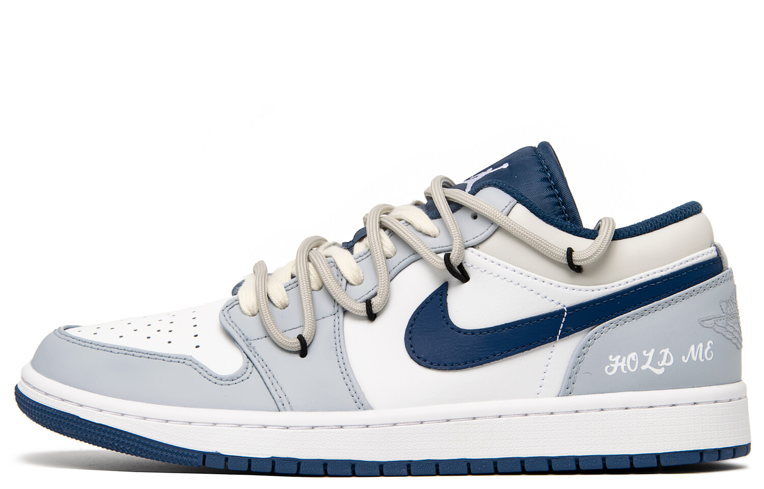 Кроссовки Air Jordan 1 Vintage Basketball Shoes Men Low-top Blue/beige/white, голубой
Кроссовки Air Jordan 1 Vintage Basketball Shoes Men Low-top Blue/beige/white, голубой