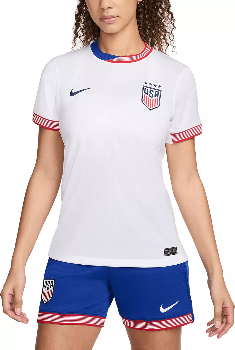 Женская домашняя футболка Nike USWNT 2024, реплика
Женская домашняя футболка Nike USWNT 2024, реплика