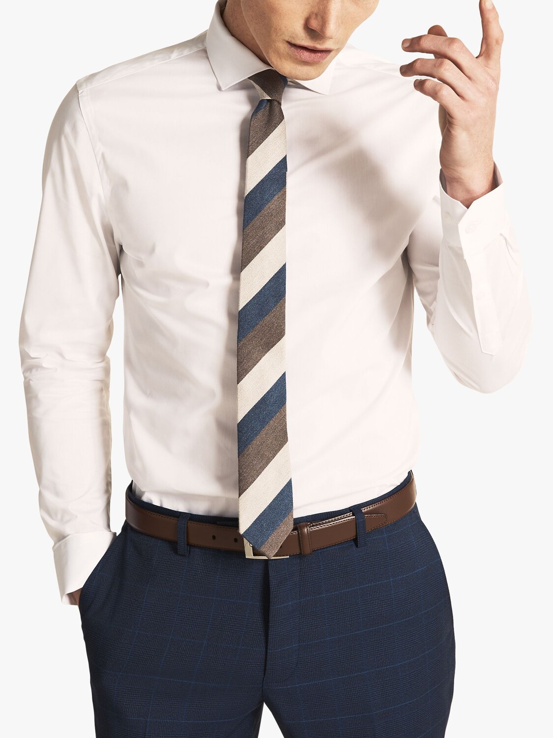 Рубашка узкого кроя из эластичной ткани Moss London, белая 
Рубашка узкого кроя из эластичной ткани Moss London, белая