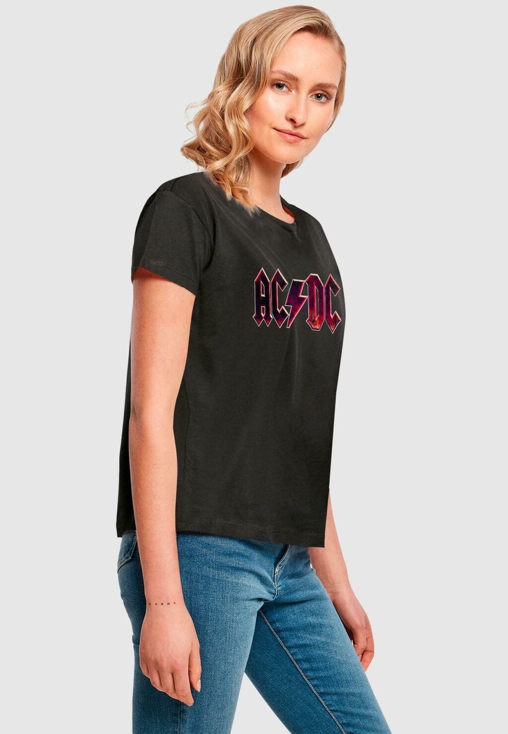 Футболка с принтом ACDC DISTRESSED LOGO BOX Merchcode, черный
Футболка с принтом ACDC DISTRESSED LOGO BOX Merchcode, черный