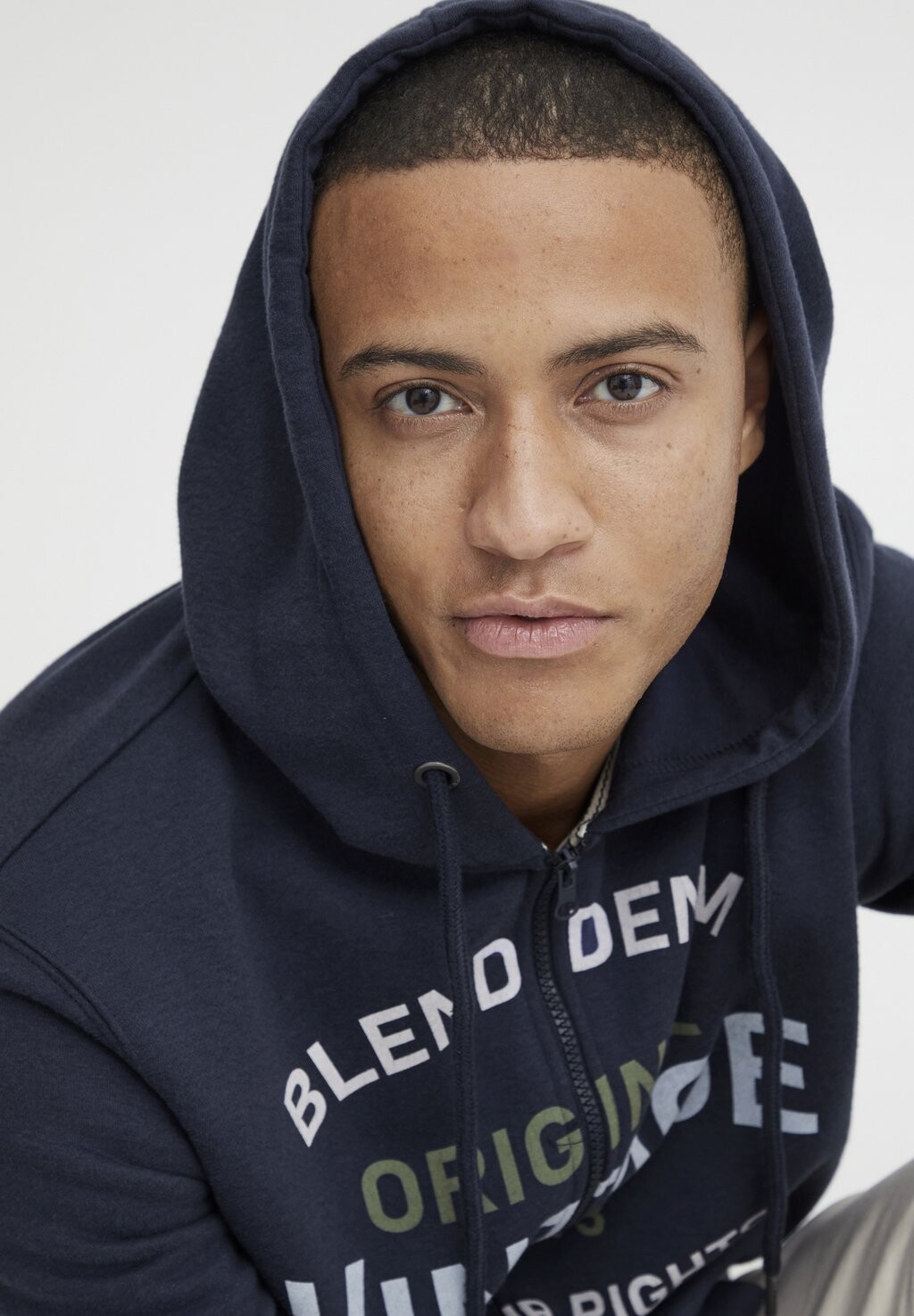 Толстовка на молнии Blend, темно-синий
Толстовка на молнии Blend, темно-синий