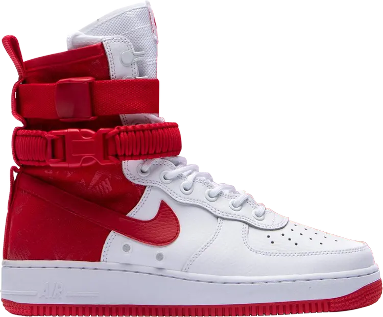 Кроссовки Nike SF Air Force 1 High 'University Red', красный 
Кроссовки Nike SF Air Force 1 High 'University Red', красный