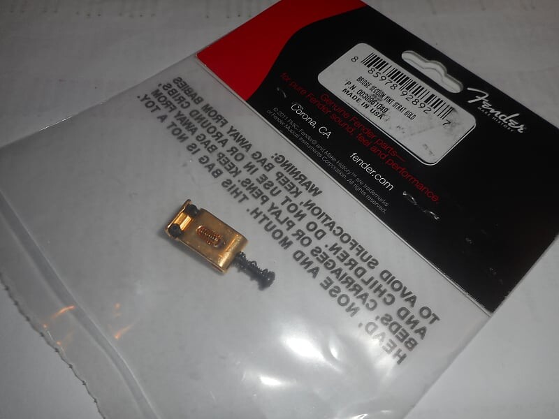 Оригинальное седло Fender Vintage Strat Bridge (1), ЗОЛОТО — 003-8961-049
Оригинальное седло Fender Vintage Strat Bridge (1), ЗОЛОТО — 003-8961-049