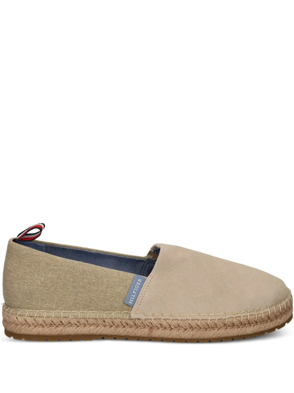Эспадрильи из замши Tommy Hilfiger, нейтральный
Эспадрильи из замши Tommy Hilfiger, нейтральный