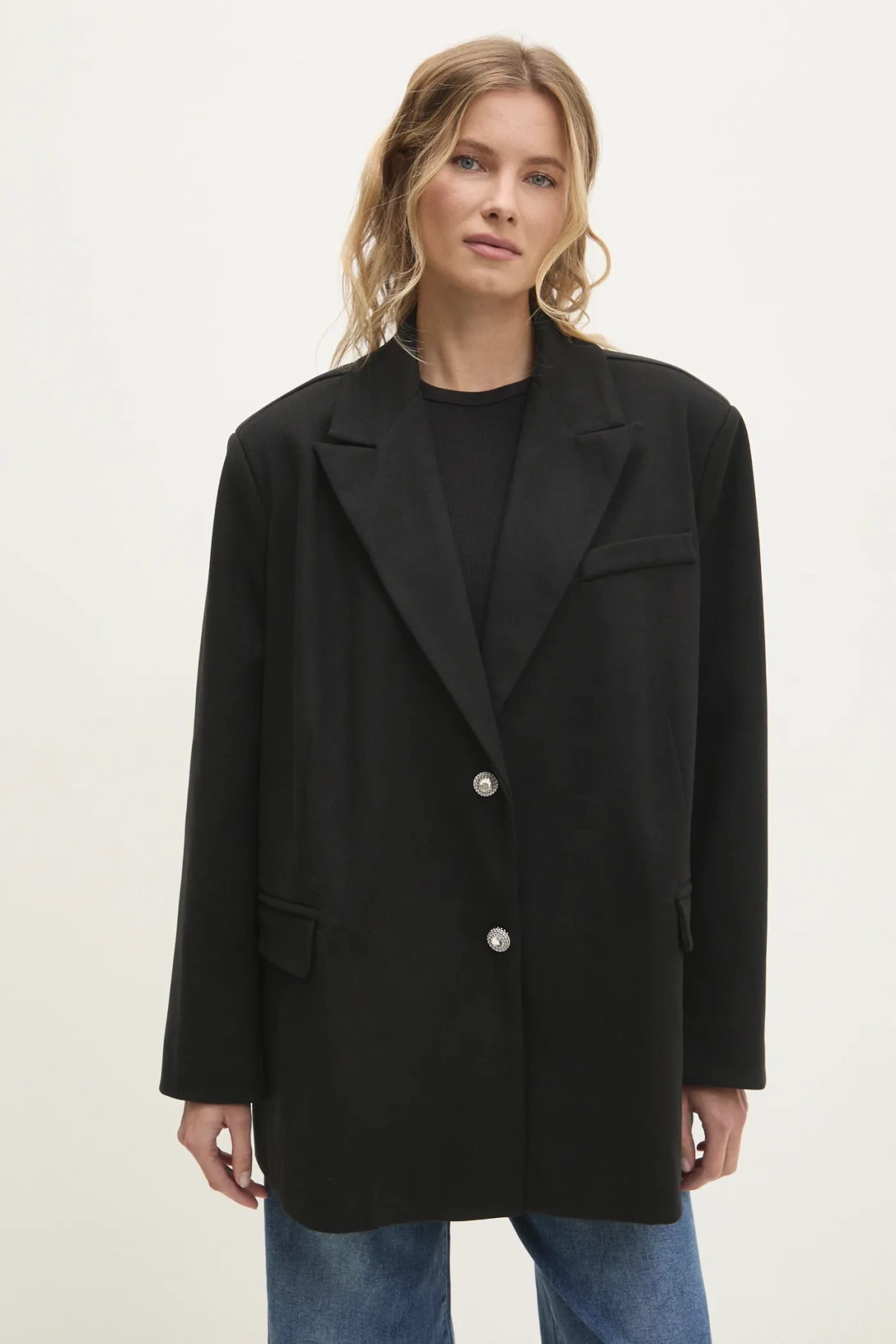 Блейзер Answear Lab, черный
Блейзер Answear Lab, черный