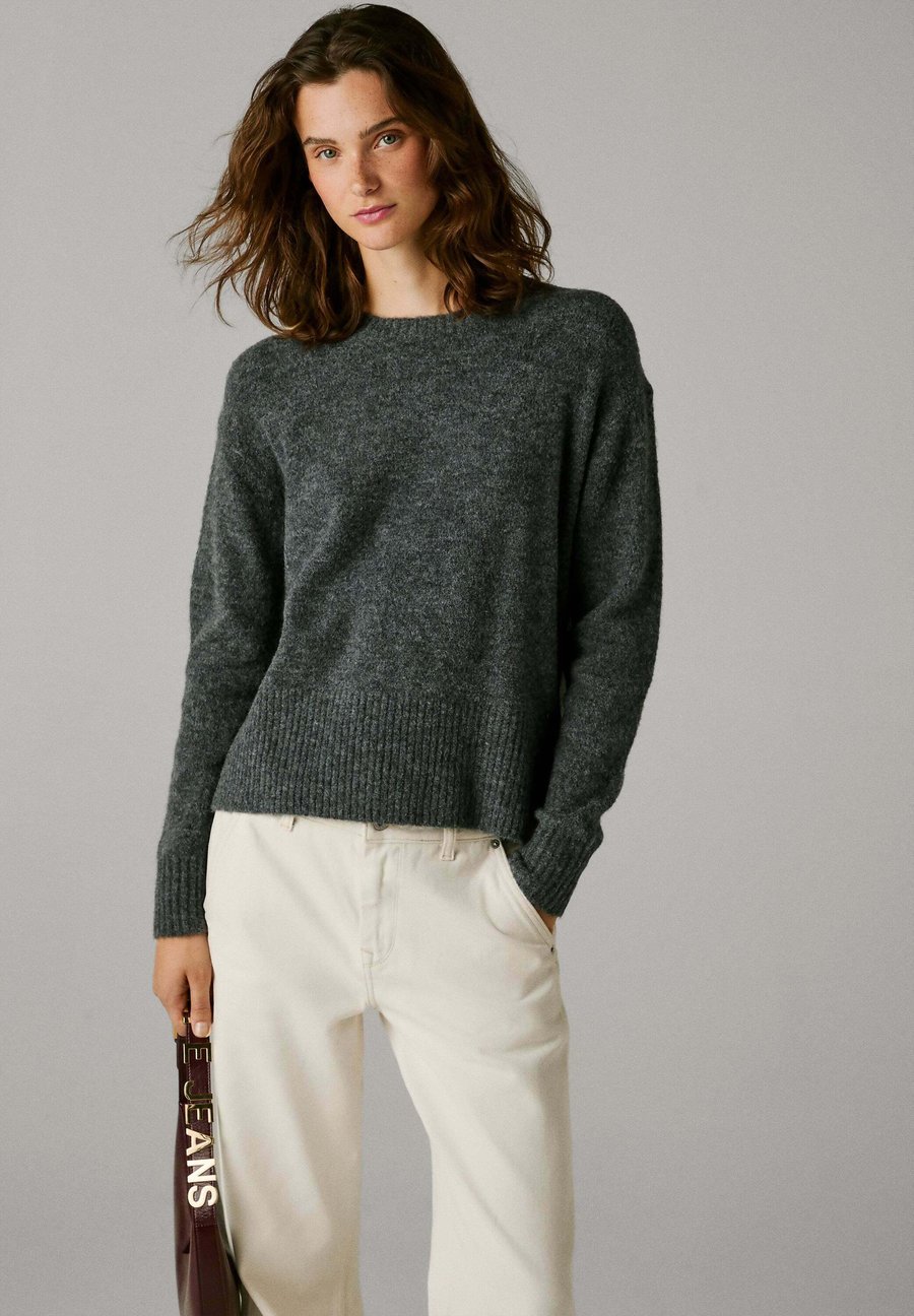 Джемпер Pepe Jeans CECIL CREW, Dark Grey Marl/Dark Grey
Джемпер Pepe Jeans CECIL CREW, Dark Grey Marl/Dark Grey