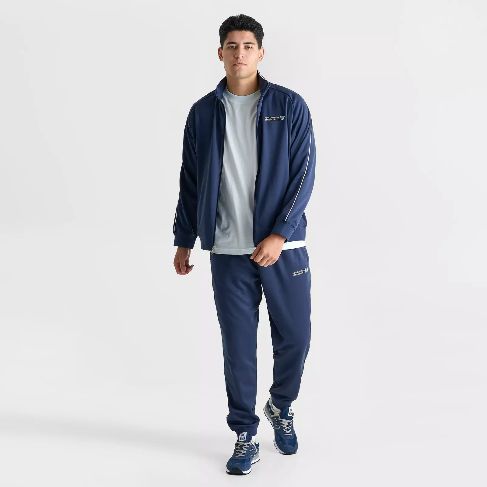 Куртка Men's New Balance Apres Track, синий 
Куртка Men's New Balance Apres Track, синий