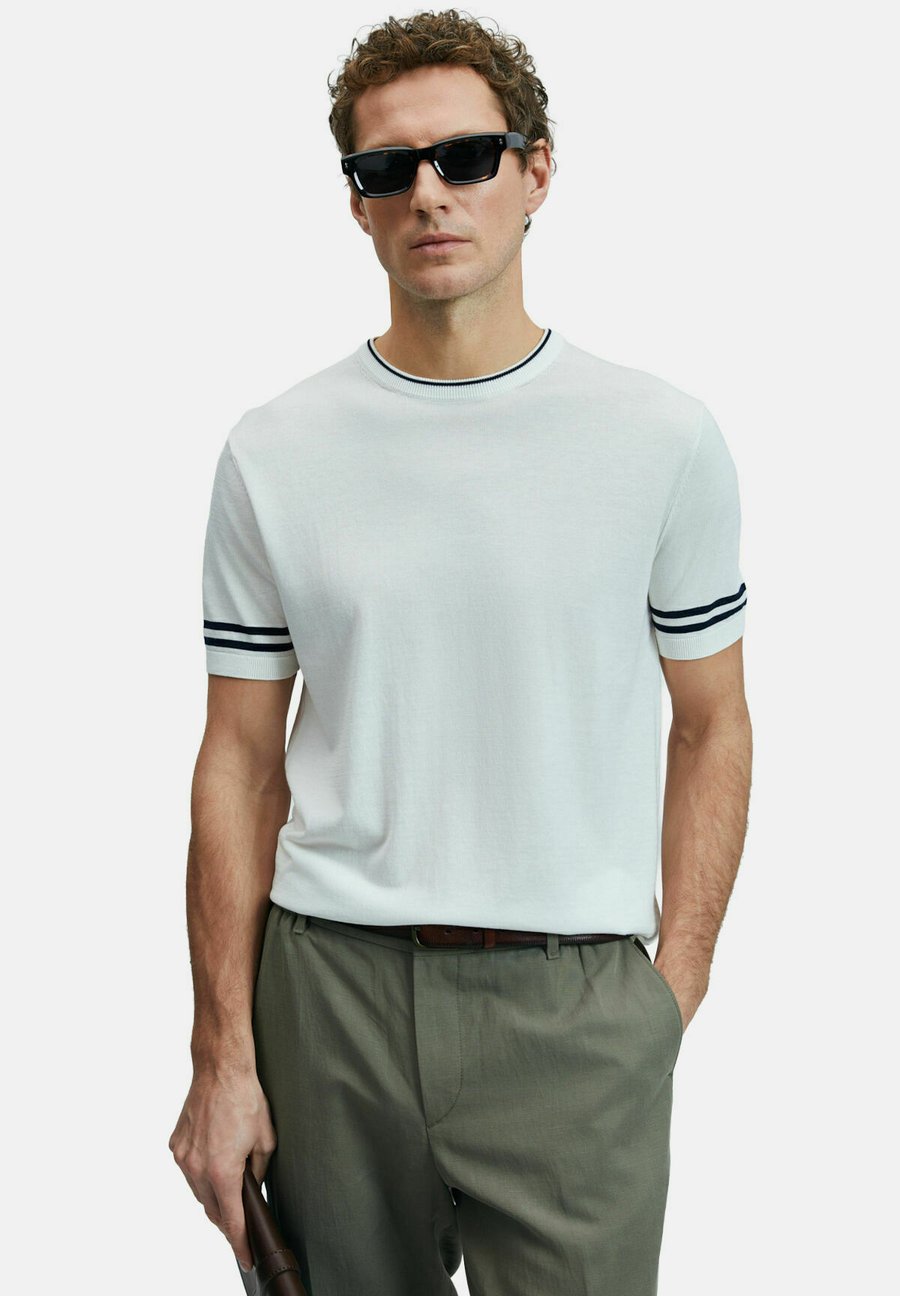 Футболка Lufian ROBERT, Weiß/White, Белый, Футболка Lufian ROBERT, Weiß/White
Футболка Lufian ROBERT, Weiß/White, Белый, Футболка Lufian ROBERT, Weiß/White