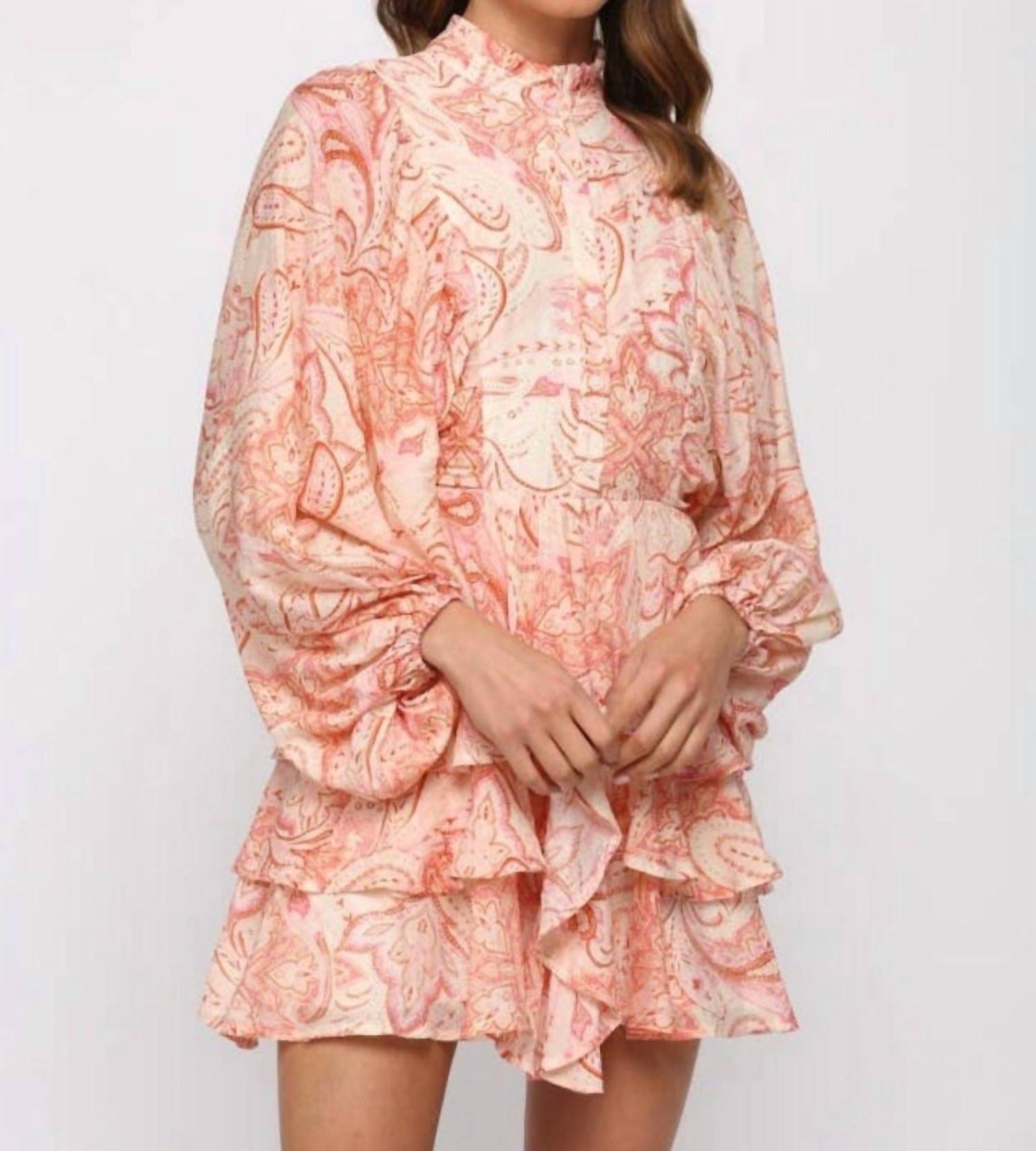 Мини-платье с принтом пейсли розового цвета FATE
Мини-платье с принтом пейсли розового цвета FATE