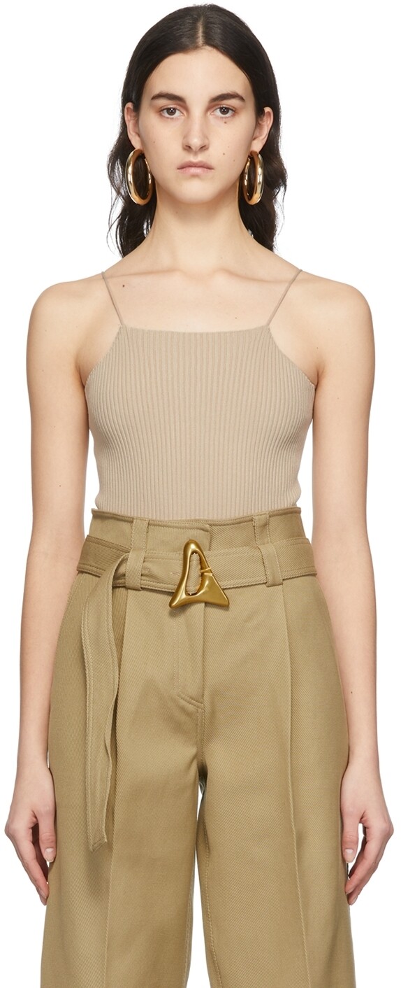 Бежевое боди на бретелях Aeron
Бежевое боди на бретелях Aeron