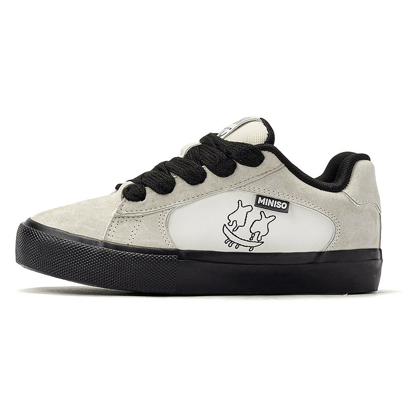 MINISO Низкие кеды из холста унисекс бежево-черные, цвет Beige Black
MINISO Низкие кеды из холста унисекс бежево-черные, цвет Beige Black