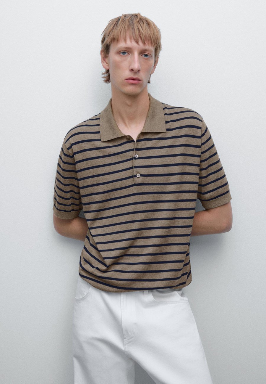 Поло Massimo Dutti SHORT SLEEVE STRIPED, Khaki
Поло Massimo Dutti SHORT SLEEVE STRIPED, Khaki