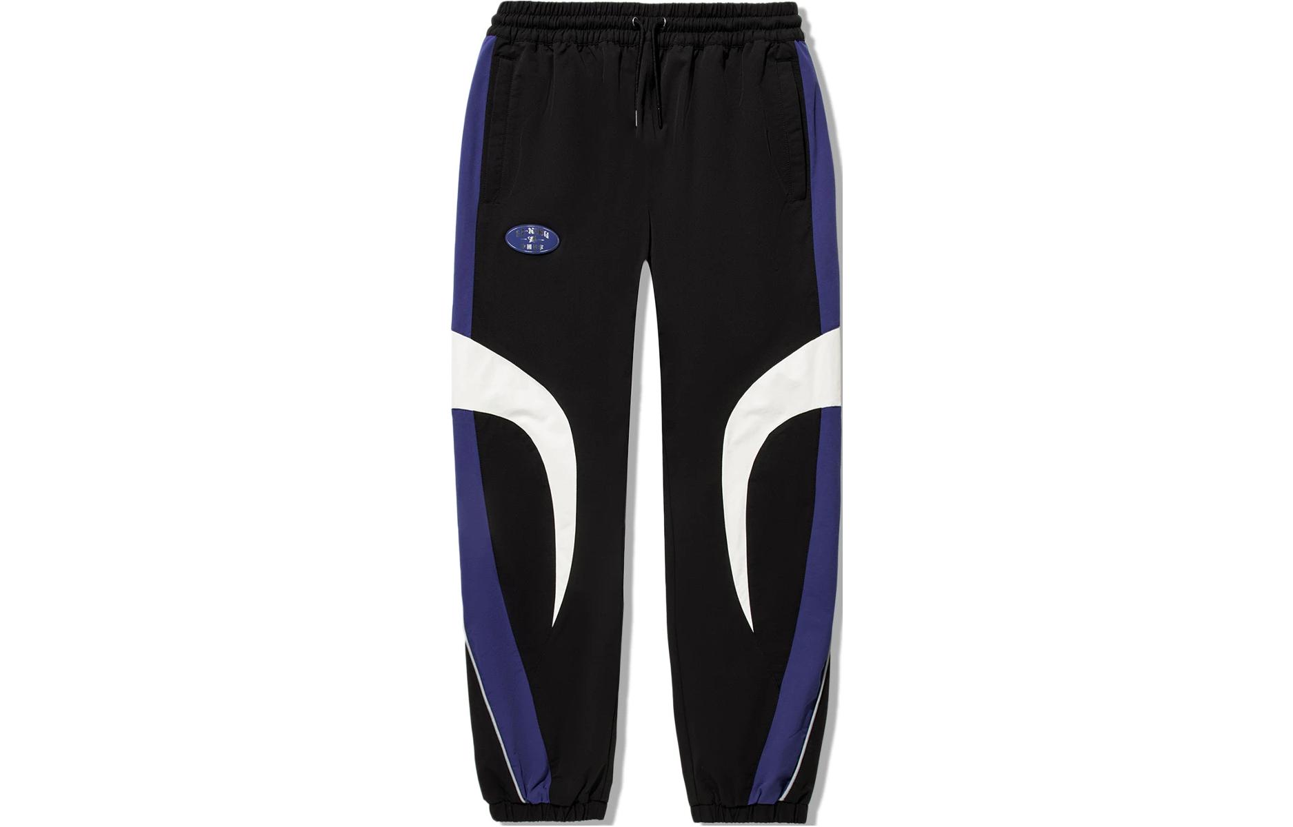 LiNing Вязаные спортивные штаны унисекс черный
LiNing Вязаные спортивные штаны унисекс черный