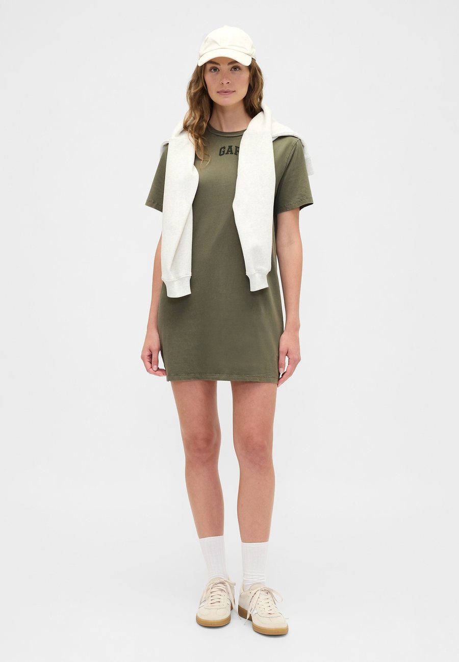 Платье GAP LOGO, Army Jacket Green/Dark Green
Платье GAP LOGO, Army Jacket Green/Dark Green