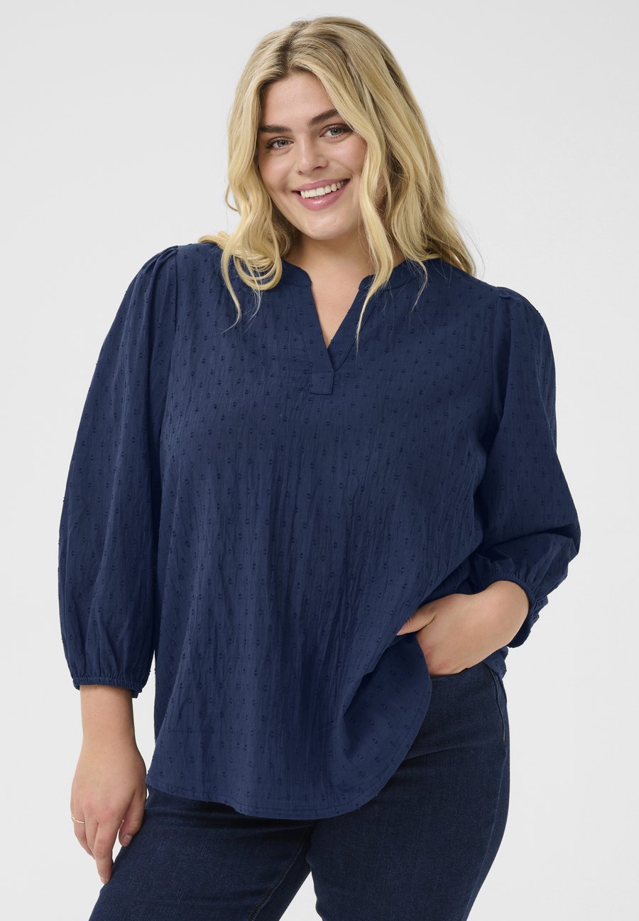Блуза Kaffe Curve KCSILLA, Midnight Marine/Dark Blue
Блуза Kaffe Curve KCSILLA, Midnight Marine/Dark Blue