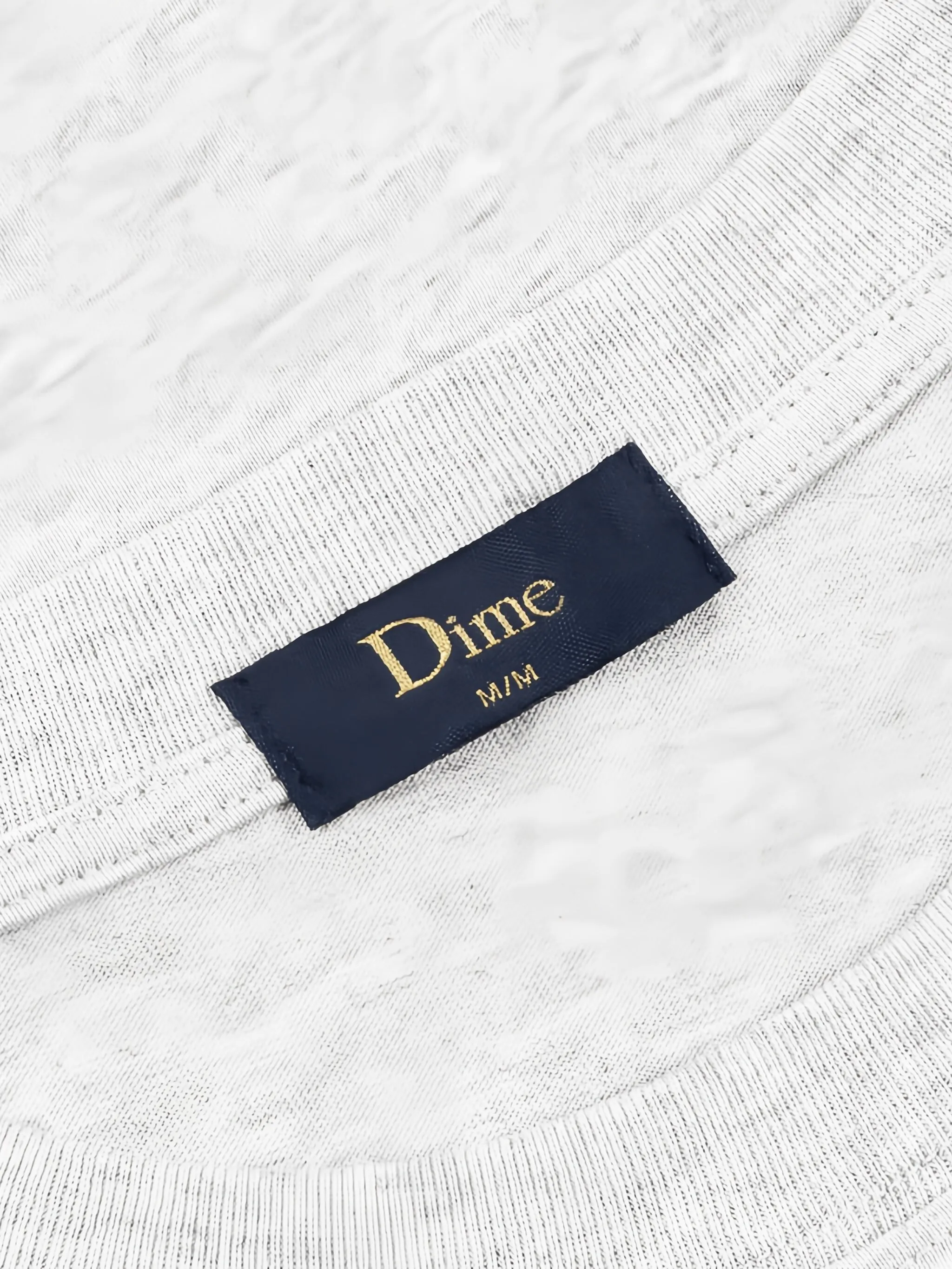 Футболка с графичным принтом Dime, серый
Футболка с графичным принтом Dime, серый