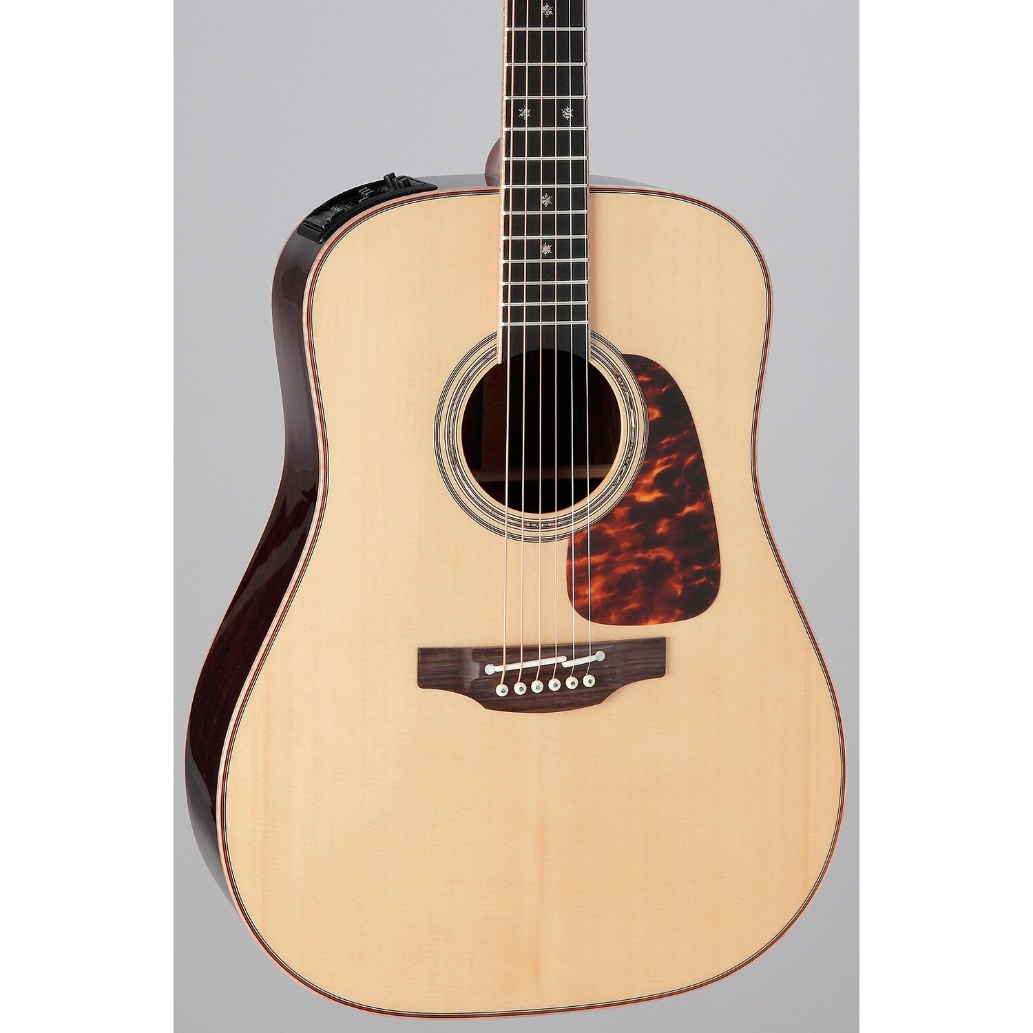 Акустически-электрическая гитара Takamine P7D Pro Series Dreadnought Natural
Акустически-электрическая гитара Takamine P7D Pro Series Dreadnought Natural