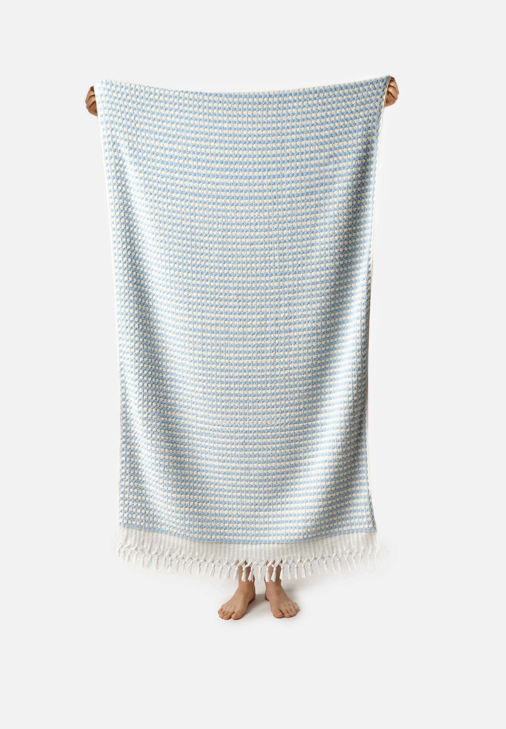 Пляжное полотенце MAЯSIKØH, светло-голубой
Пляжное полотенце MAЯSIKØH, светло-голубой